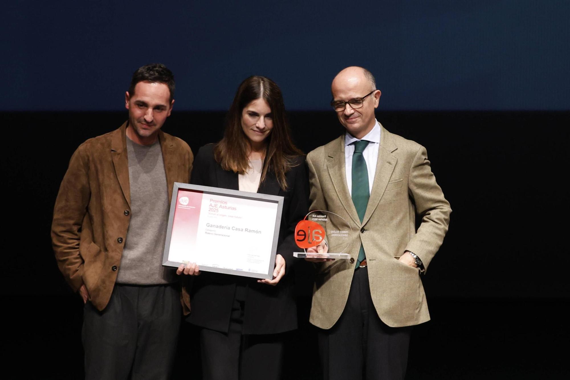 EN IMÁGENES: ASÍ FUE LA GALA DE LOS JÓVENES EMPRESARIOS DE ASTURIAS