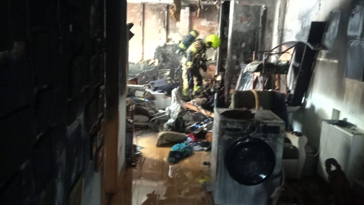 Intoxicada una mujer de 75 años por inhalación de humos en un incendio ...