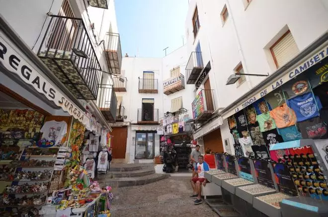 Galería de fotos: En venta una casa en el casco antiguo de Peñíscola por 180.000 euros