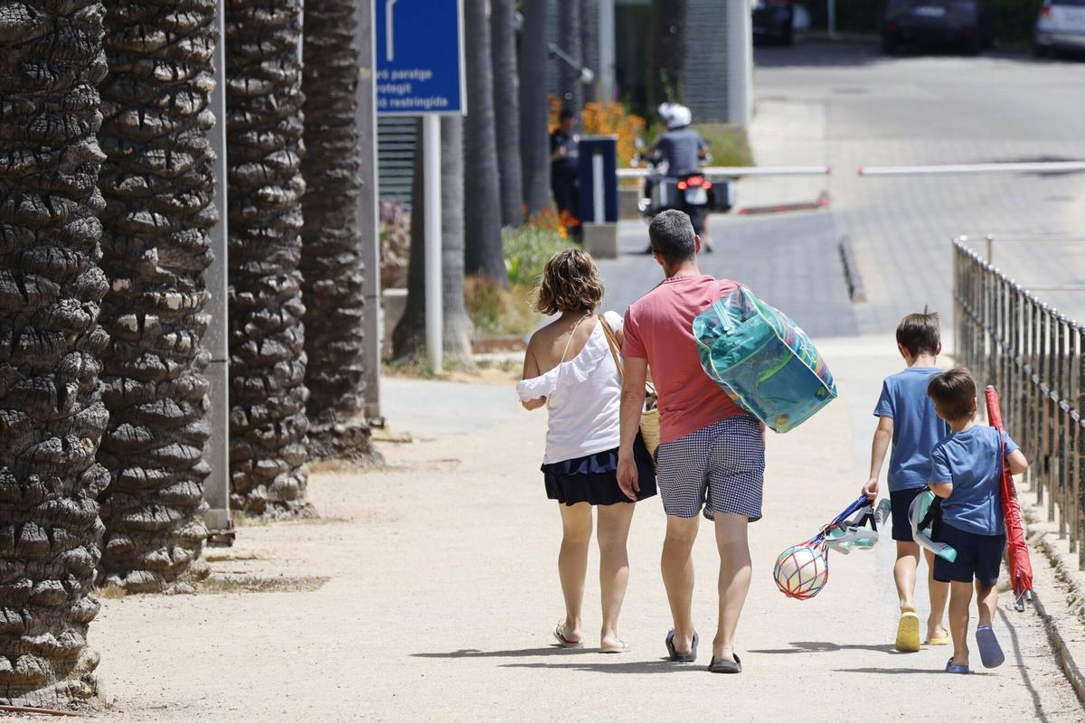 Cues i platges plenes aquest dissabte a la Costa Brava Cues i platges plenes aquest dissabte a la Costa Brava