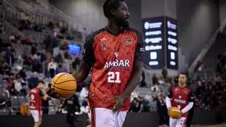 El Granada-Casademont Zaragoza, en directo: el gigante Koumadje impresiona en su debut