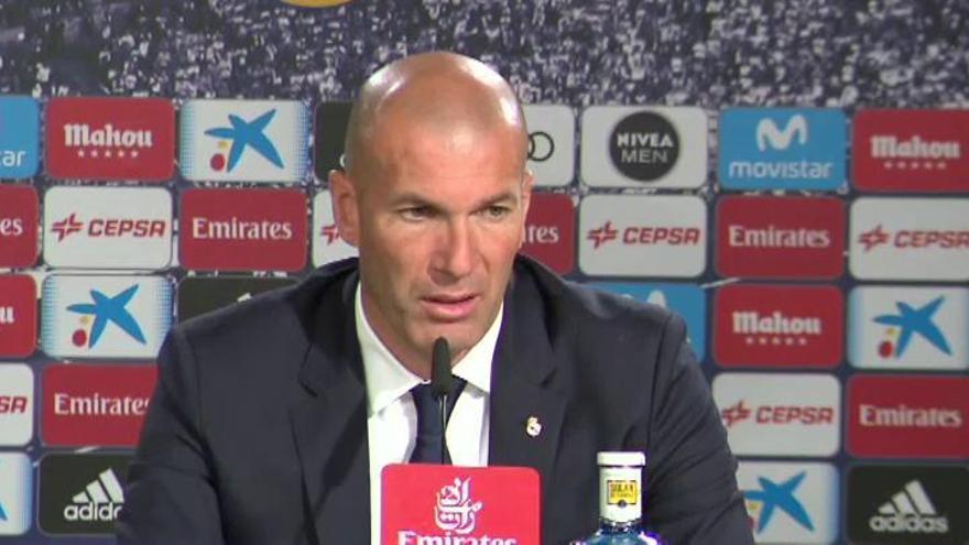 Zidane: &quot;Quiero que Isco renueve, es un jugador importante&quot;