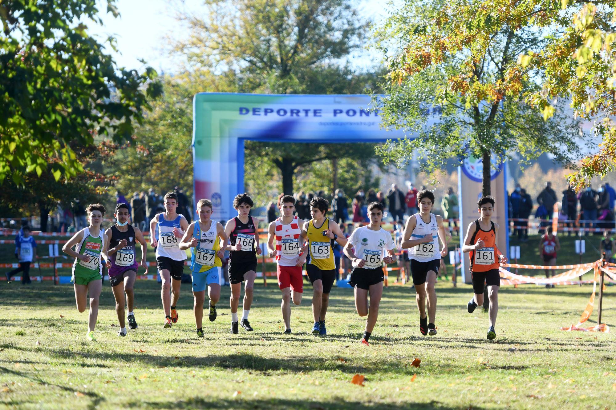 Nuno Ribeiro y Edymar Brea se imponen en el Campeonato Gallego de campo a través