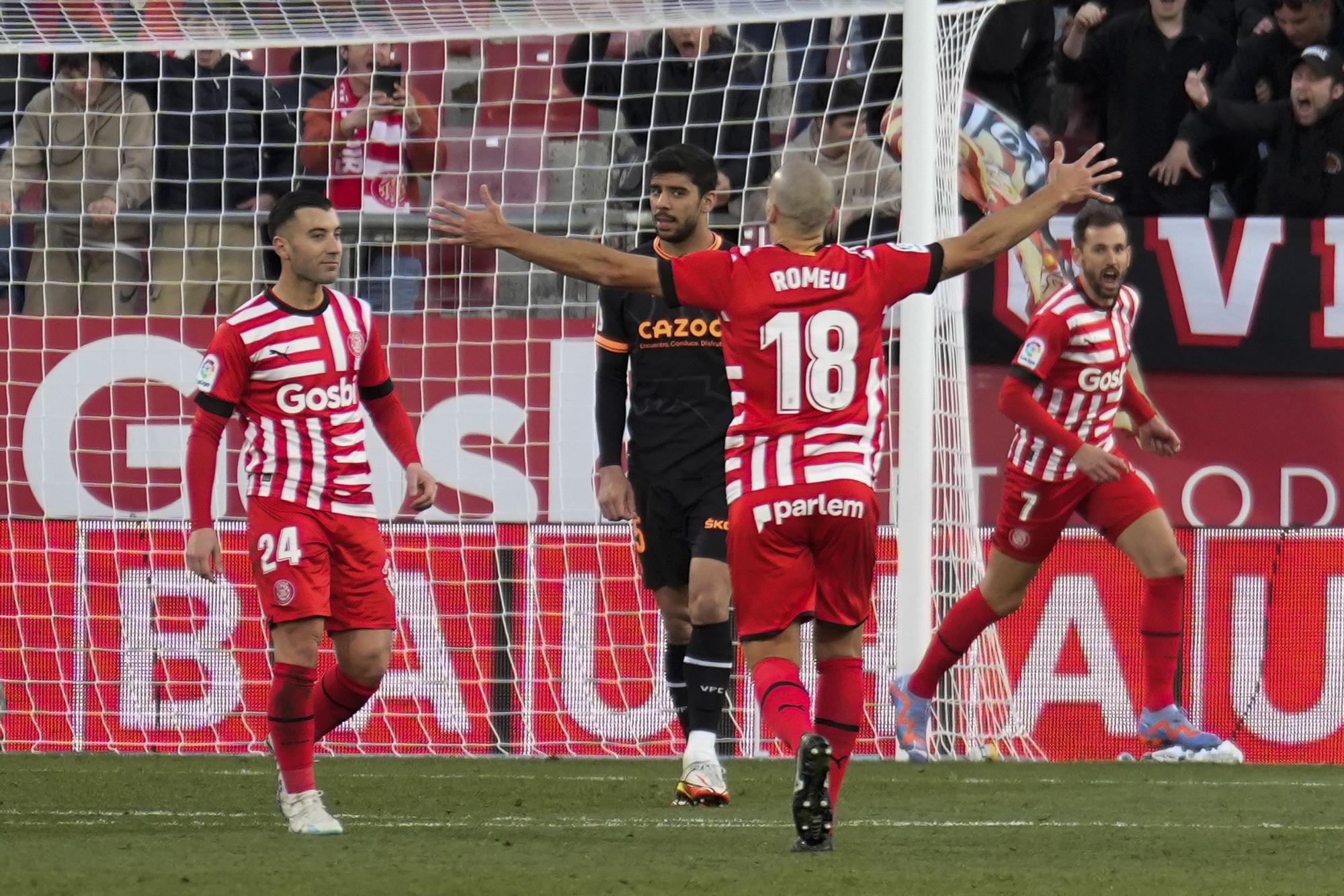 La derrota del Valencia CF en Girona (1-0), en imágenes