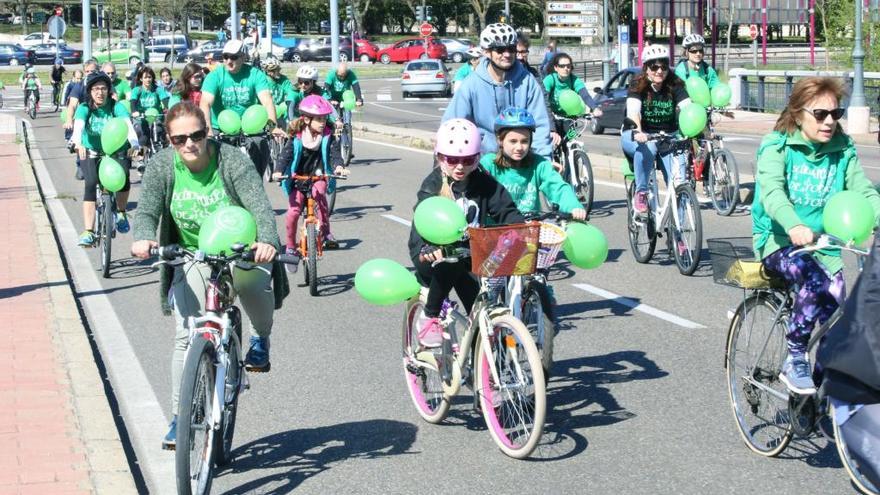 Valladolid se sube a la bici por la escuela pública