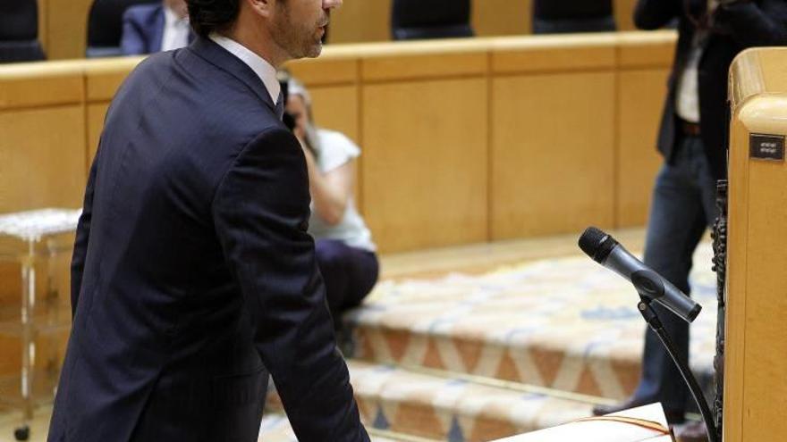 José Ramón Bauzá, ayer al tomar posesión en el Senado.