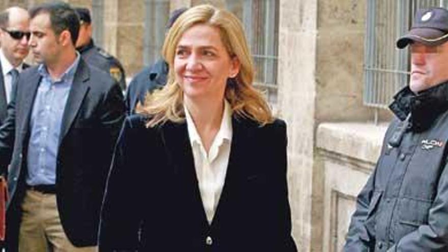 La infanta Cristina cuando declaró en 2014 por este caso en los juzgados.