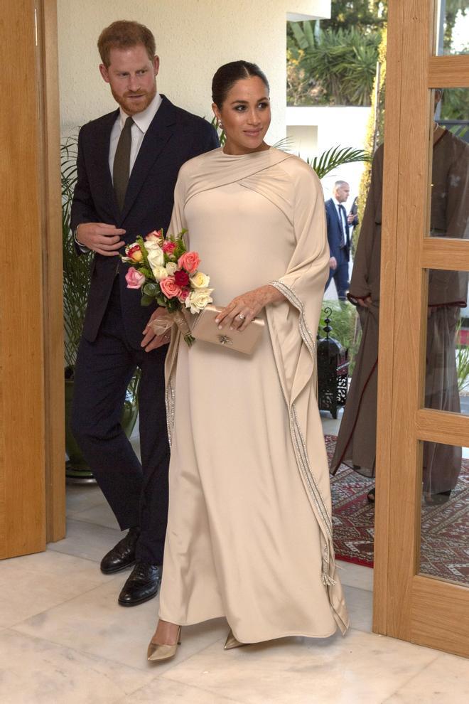Meghan Markle, con vestido túnica de Dior