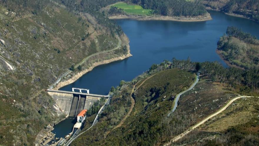 Petón do Lobo abre a los interesados las alegaciones en contra de la central de bombeo de Brión