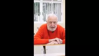 Manolo Montes, el alumno más longevo de la Universidad de Málaga: "Los estudiantes ahora van en chándal y con camiseta del Barça"