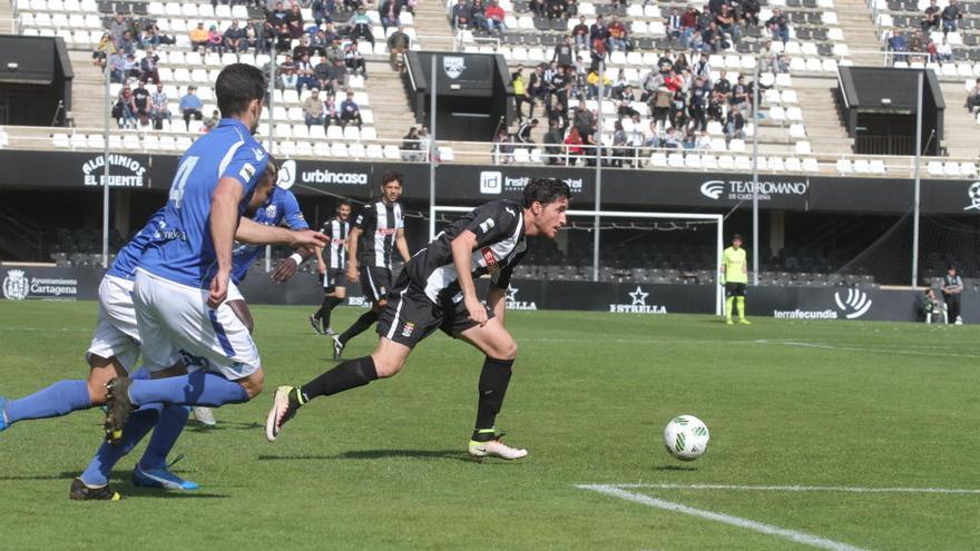 El Cartagena pincha ante el Melilla