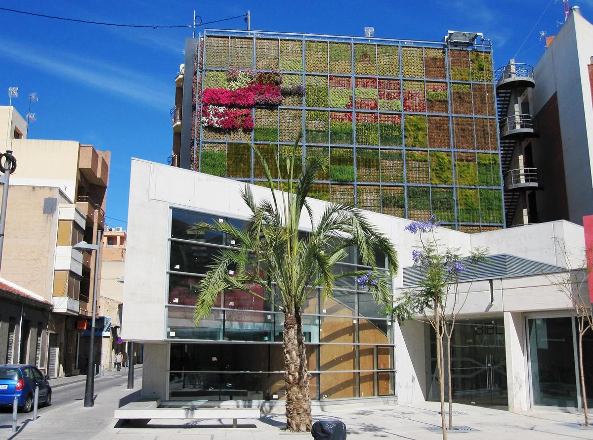 Jardín vertical en Sant Vicent del Raspeig.