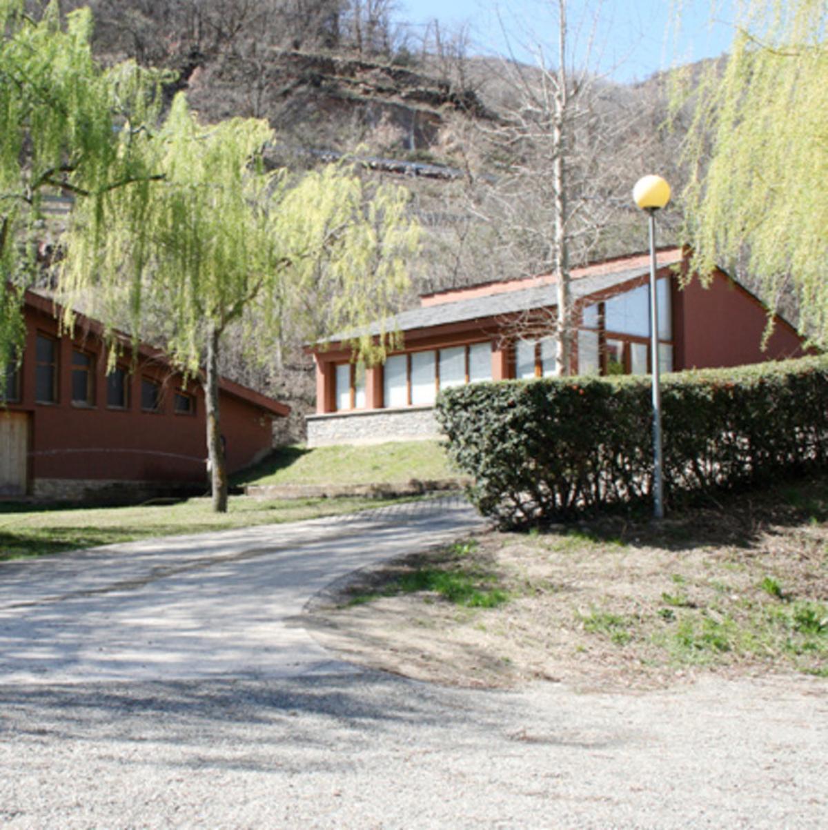 alberg-escola-de-piraguisme-de-sort-big alberg-escola-de-piraguisme-de-sort-big