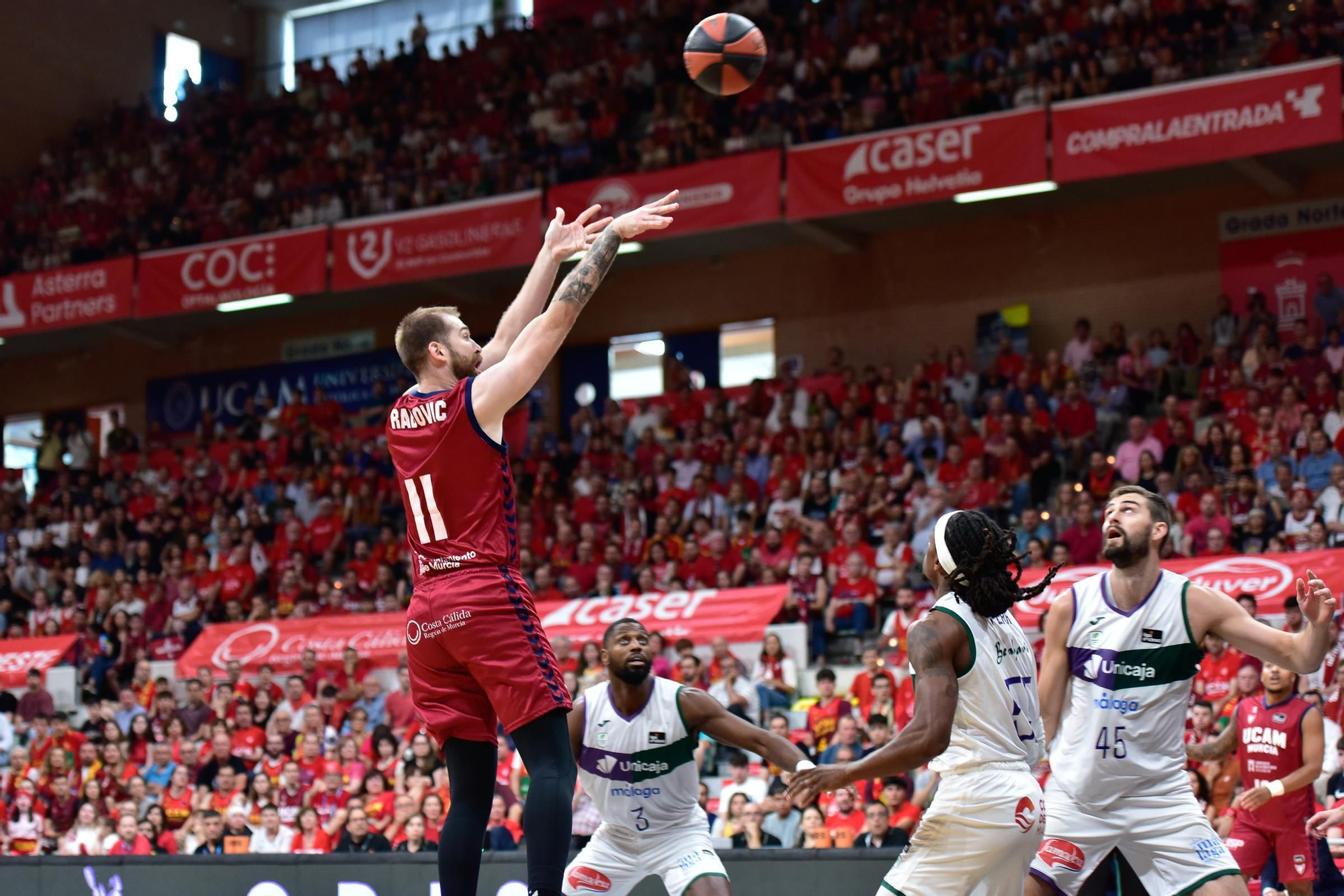 Fotos del tercer partido de semifinales de la Liga Endesa: UCAM Murcia - Unicaja