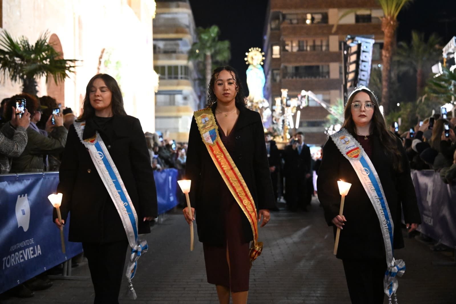 Así ha sido la procesión de La Purísima por las calles de Torrevieja