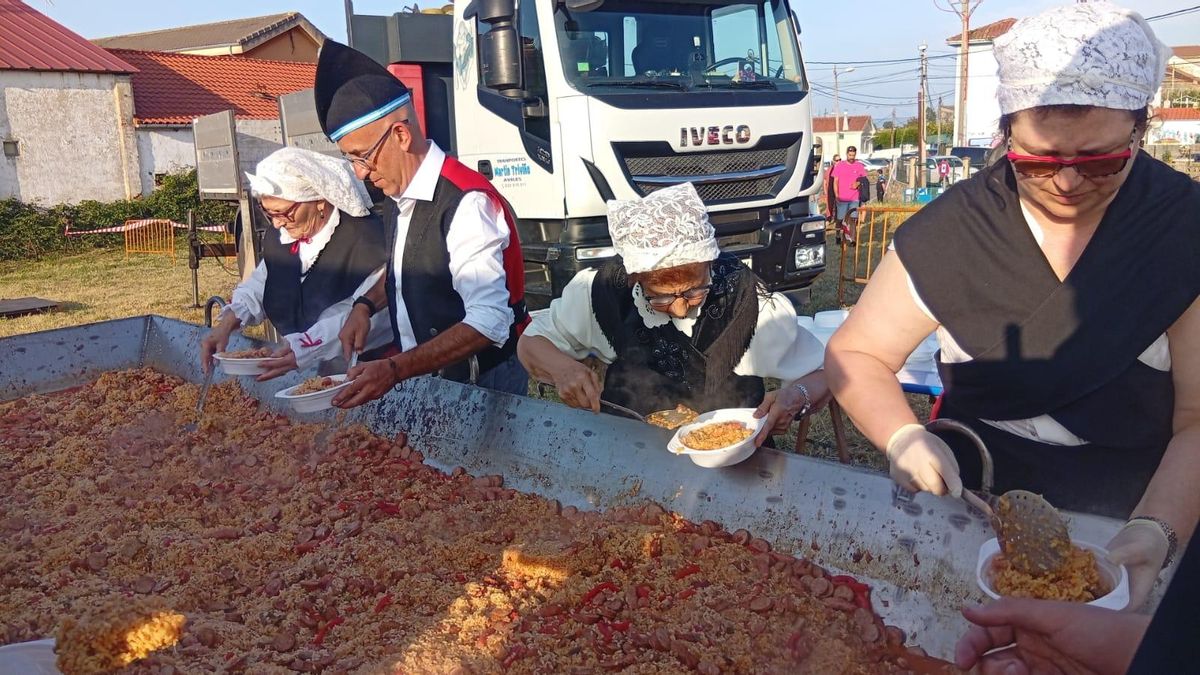 VÍDEO: Arrozada en el festival de Miranda (Avilés)
