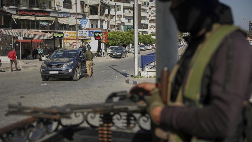 Terror entre los civiles alauís de Siria, tras la matanza contra esta minoría: &quot;Tengo mucho miedo, no quiero volver a casa&quot;