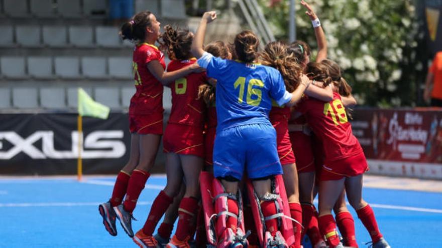 Celebración del equipo femenino español sub&#039;21 en Valencia
