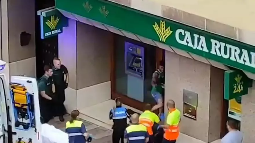 Indignación en la Guardia Civil por la puesta en libertad del agresor de Cangas de Onís: es reincidente, aseguran
