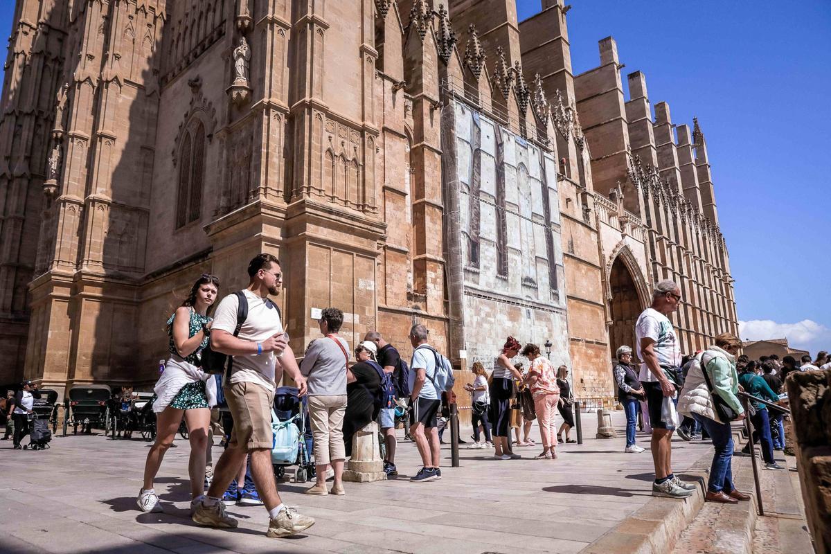 La ecotasa se aplica sobre las estancias de los turistas