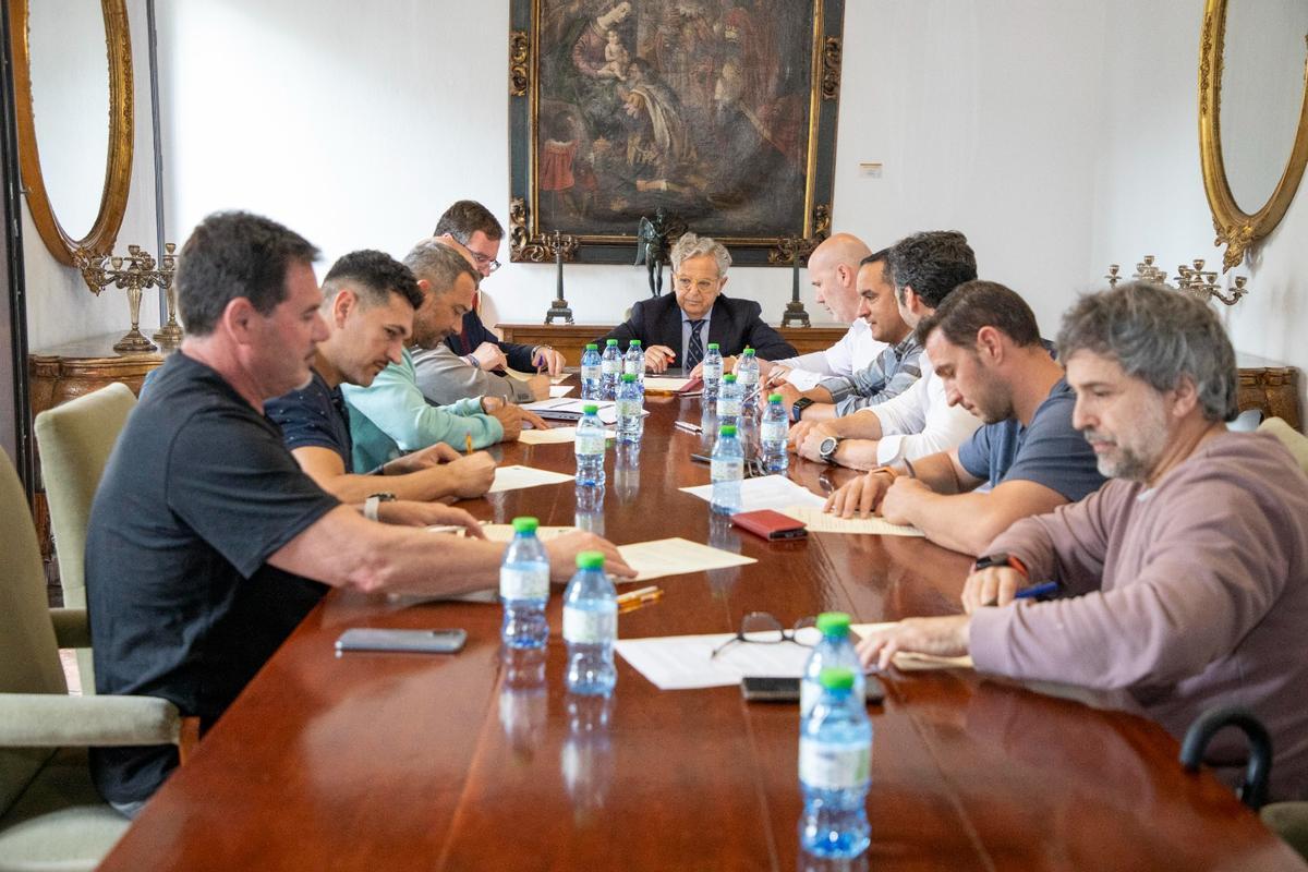 Firma del acuerdo entre sindicatos y Diputación de Córdoba.