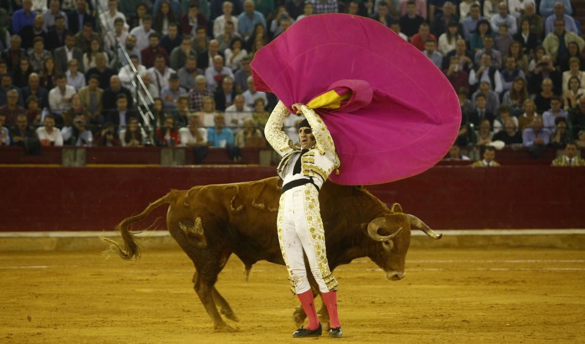 Juan José Padilla se retira en Zaragoza