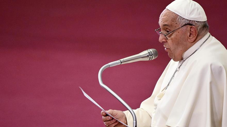 El Papa vuelve a hablar de &quot;mariconería&quot; al referirse al ambiente del Vaticano