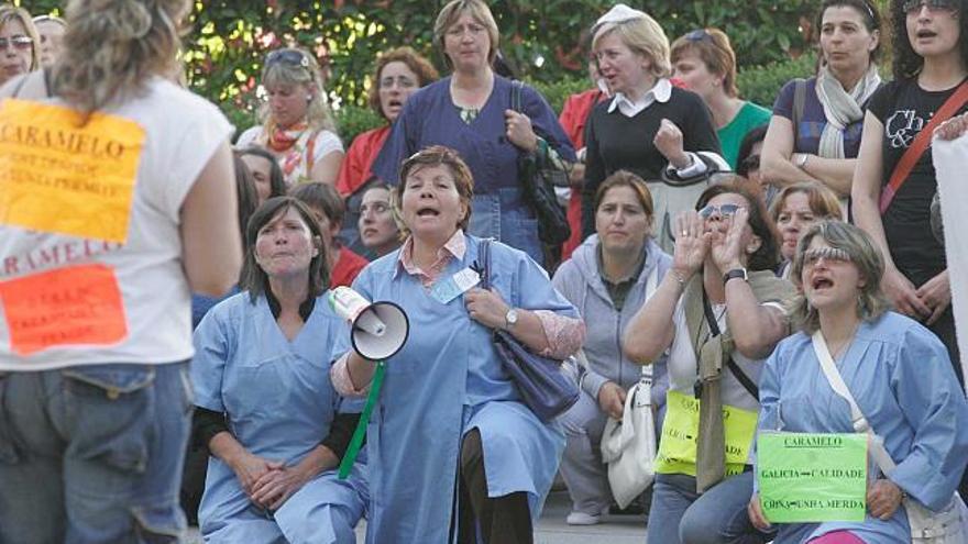 Trabajadoras de Caramelo, durante una de las movilizaciones que realizaron. / eduardo vicente