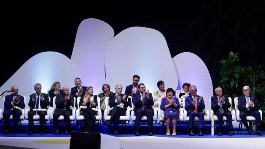 VÍDEO: Barbón llama a impulsar el autogobierno de Asturias y a “emburriar con unidad a favor de la tolerancia, la solidaridad y la libertad”