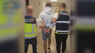 Queda para hacer una mudanza en Canarias y acaba inconsciente y sin coche