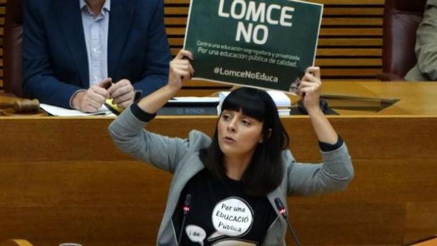 Sandra Mínguez entrega su acta de diputada y abandona la dirección de Podemos