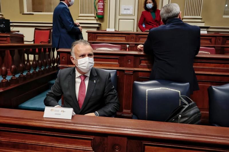 Pleno en el Parlamento de Canarias, 15/12/2021