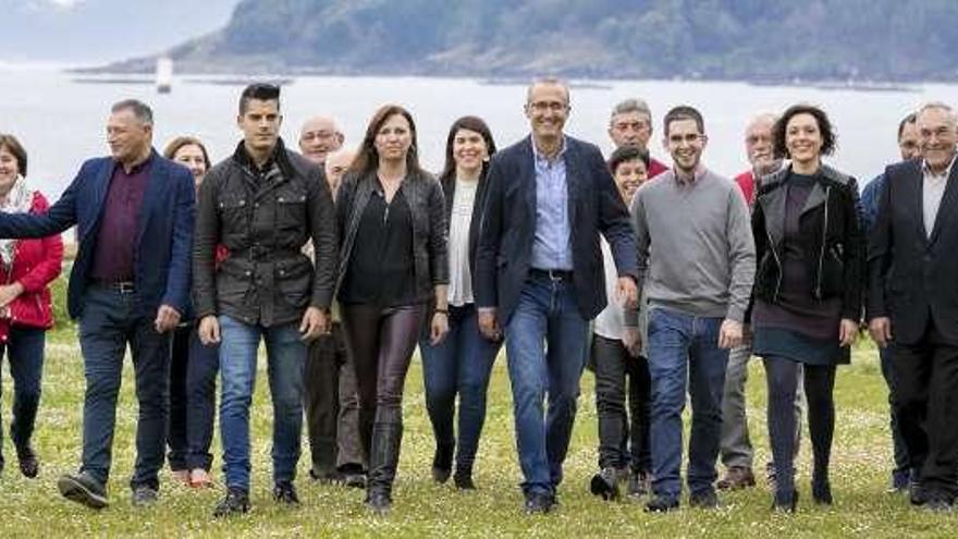 La candidatura del PSOE de Nigrán al completo.