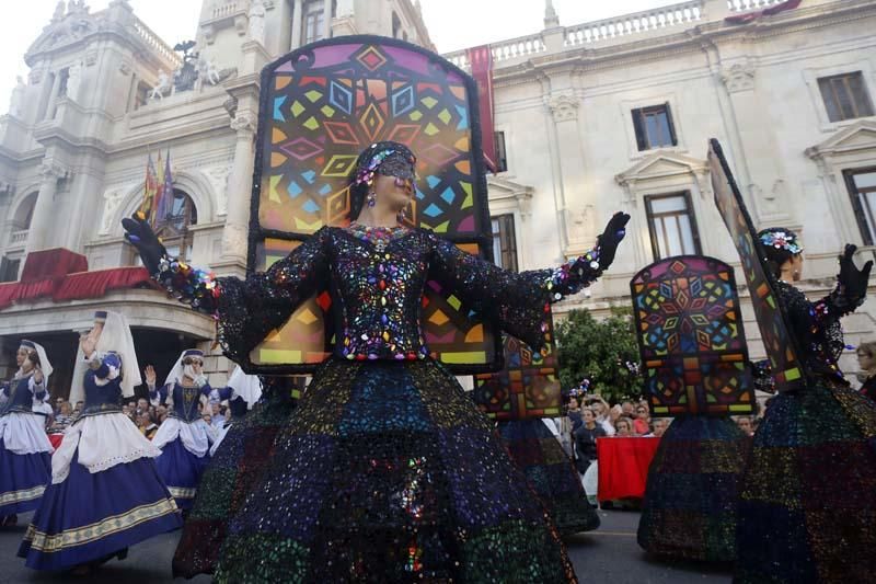 Actos del 9 d'Octubre: Desfile de Moros y Cristianos