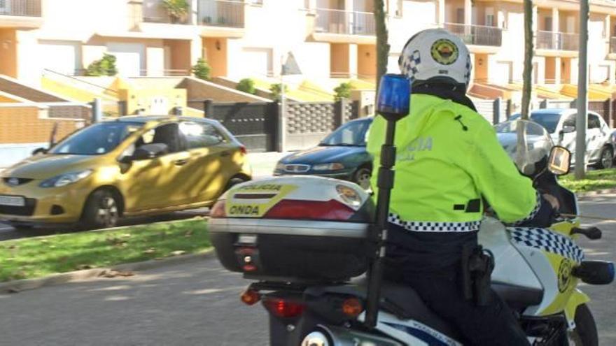 Un joven drogado y bebido dispara desde un coche un cohete a otro vehículo