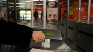 El Govern anuncia que mantindrà la rebaixa dels bitllets del transport públic fins al 2028