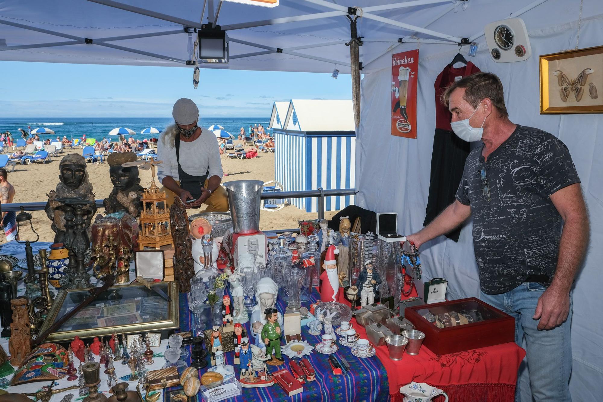 Feria de Navidad en el paseo de Las Canteras (19/12/2021)