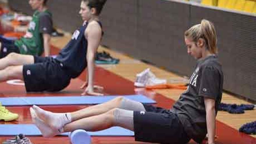 Sabrina Cinili, entrenando con Italia.