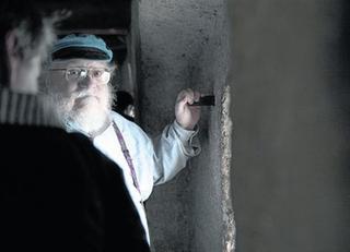 George R. R. Martin anuncia que no acabará a tiempo 'Vientos de invierno'