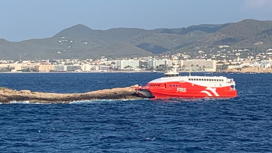 El ferry accidentado en Ibiza no registra vertidos de combustible