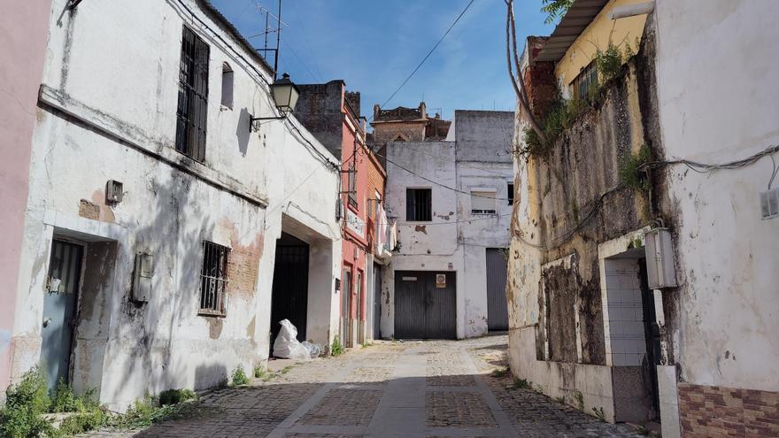 La calle Encarnación de Badajoz tendrá un centro abierto al barrio para su revitalización