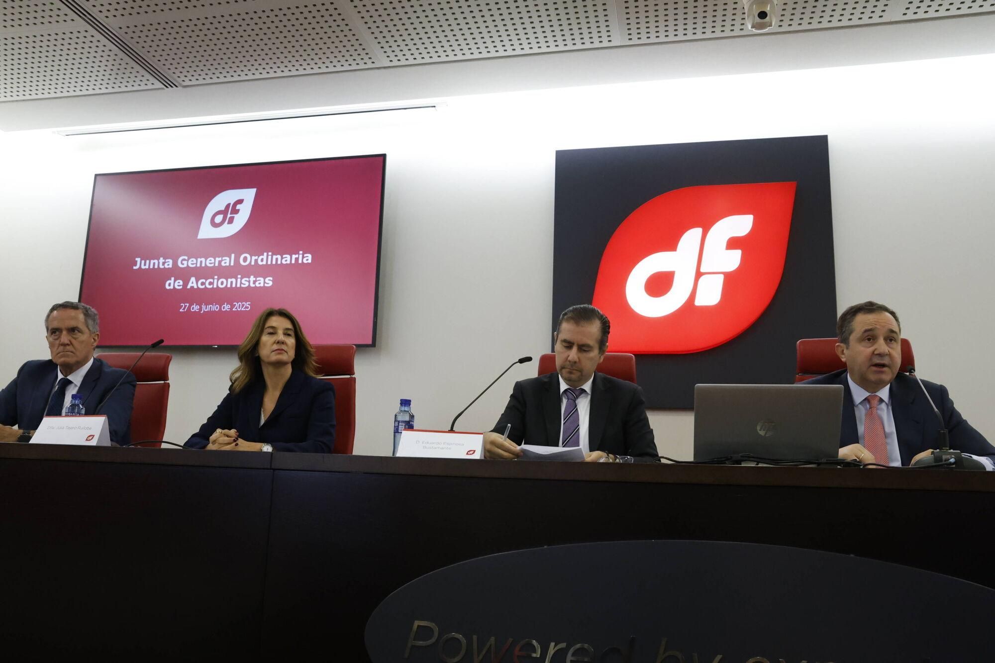 Así fue la junta general de accionistas de Duro Felguera