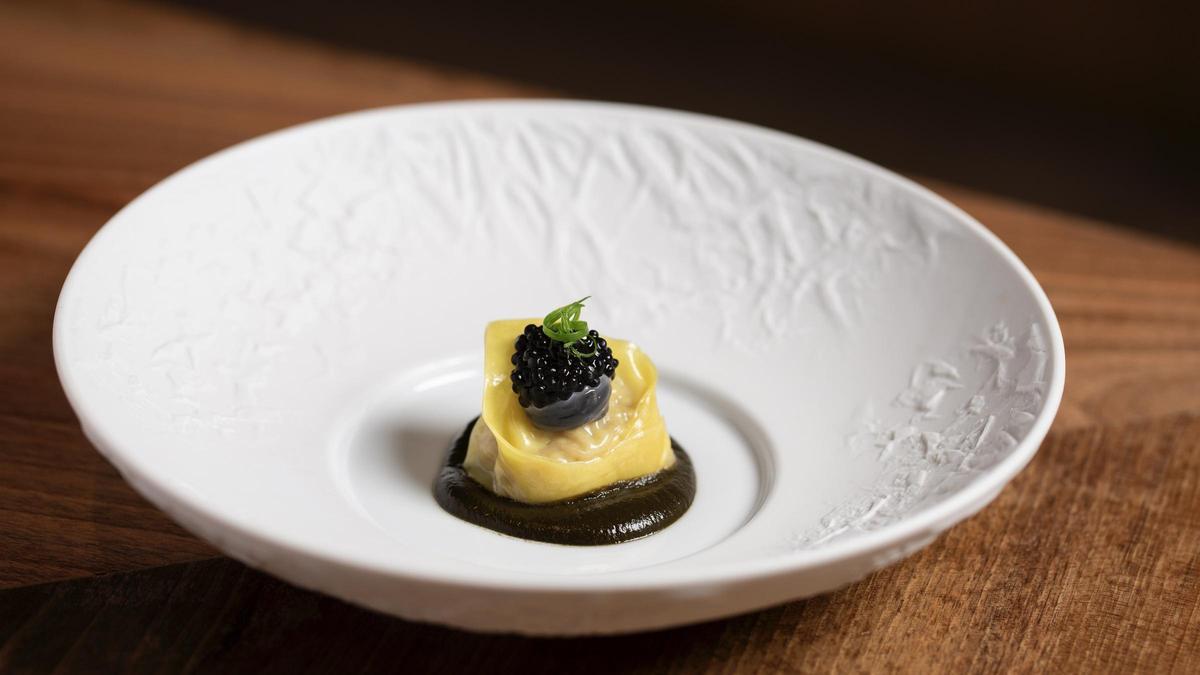 La 'gyoza' de longaniza y calamar.