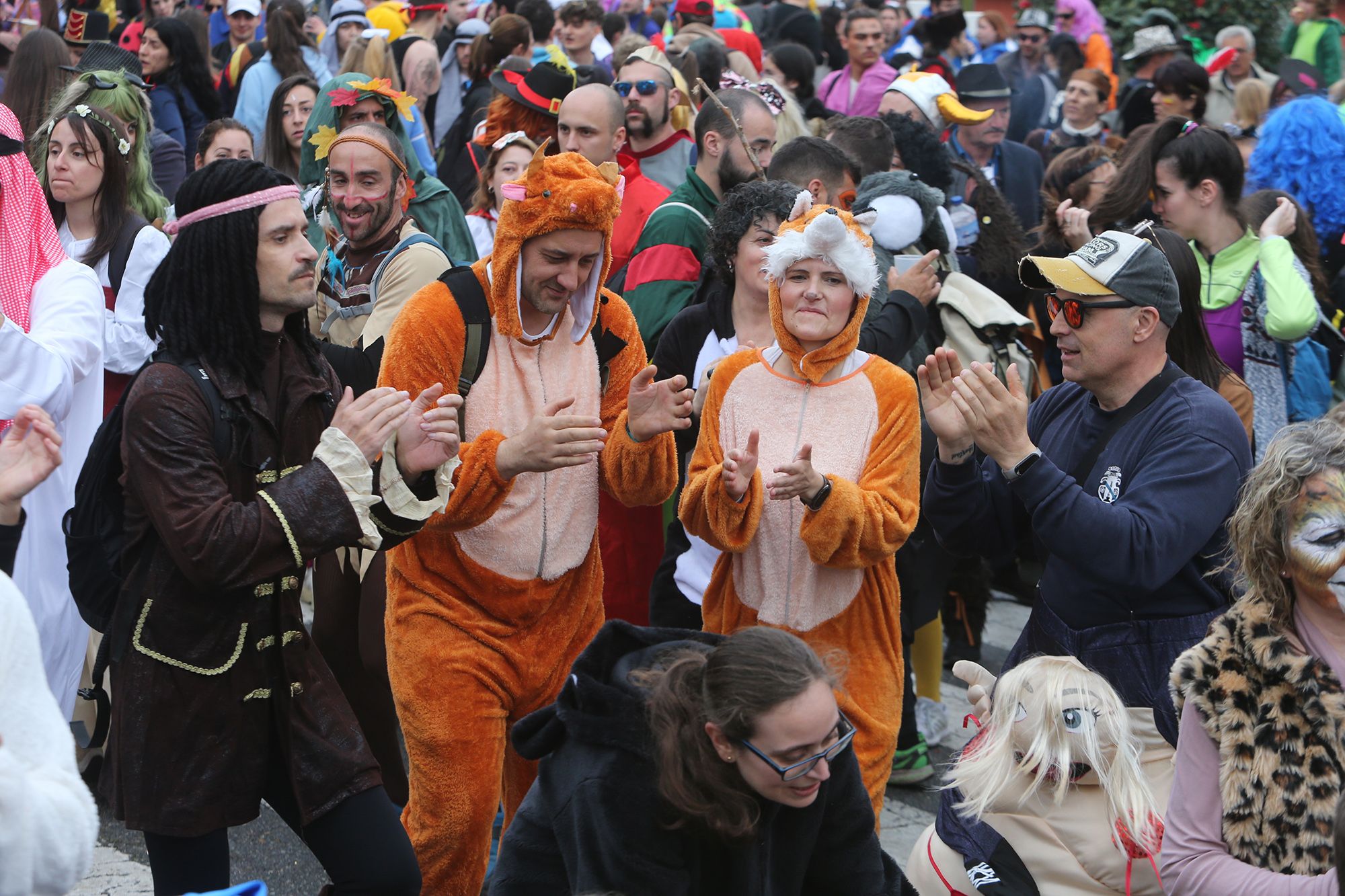 Búscate en las fotos del fin de fiesta del Entroido de O Hío