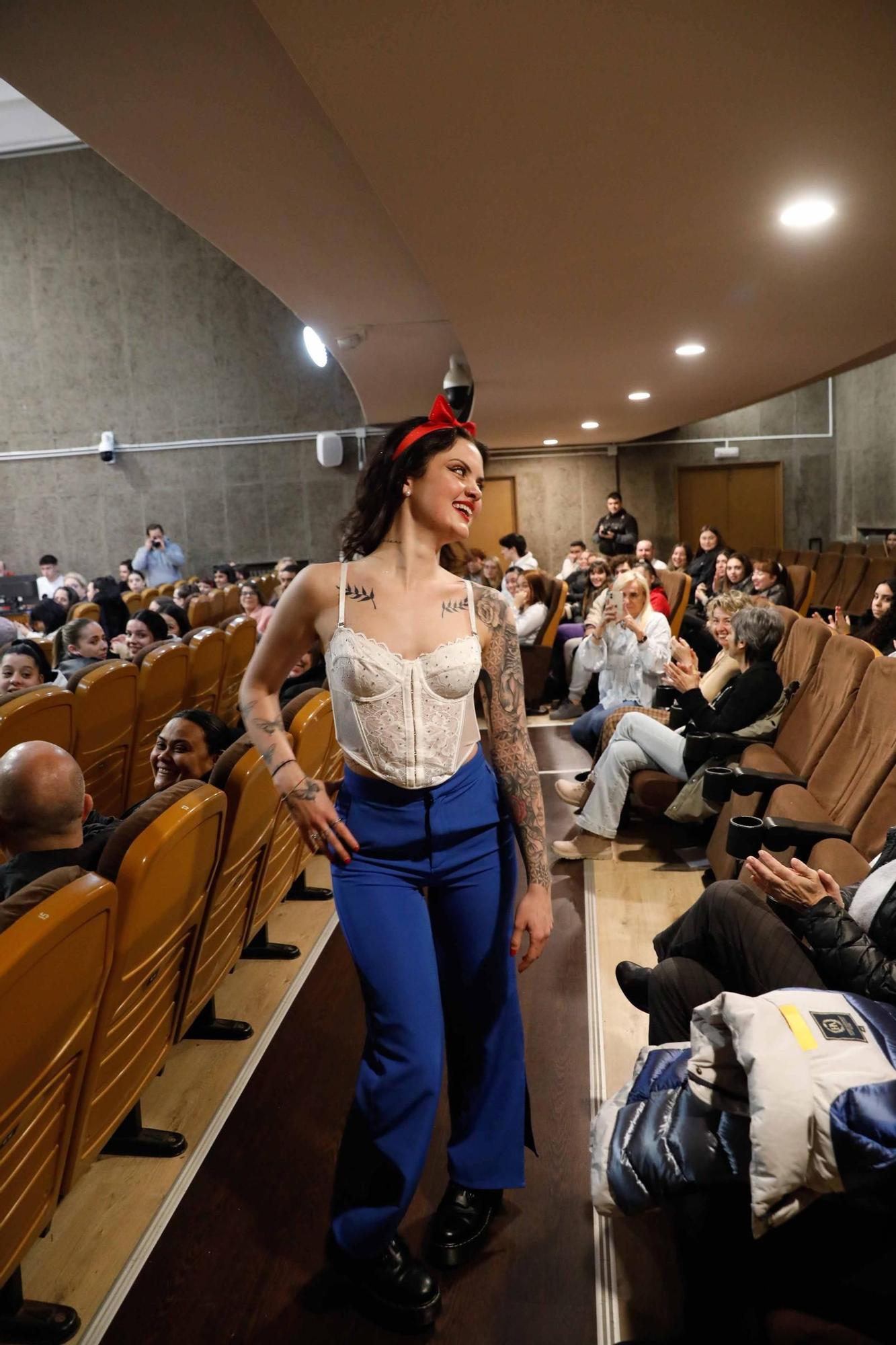 EN IMÁGENES: Así ha sido el desfile de princesas de los ciclos de Estética y Peluquería de Avilés