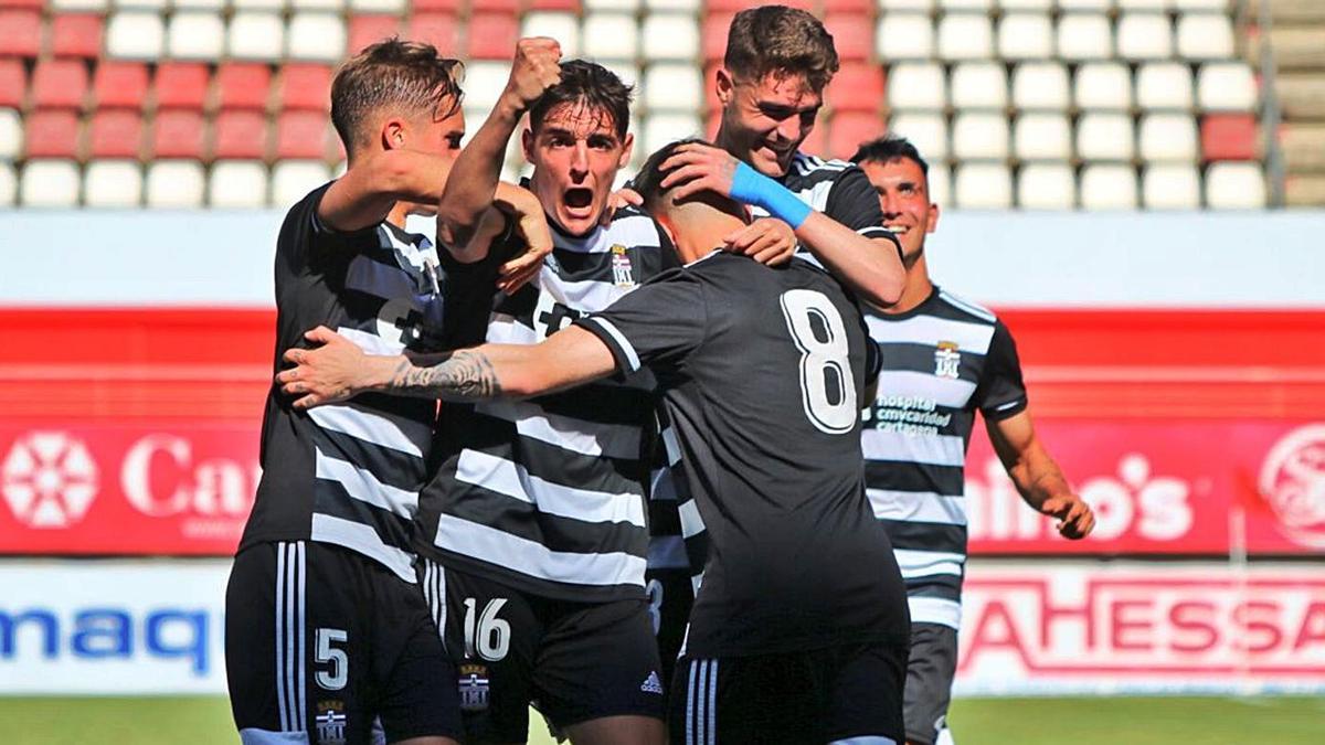 El Cartagena B celebra el gol de Meca ante el Real Murcia B. | TWITTER FC CARTAGENA B