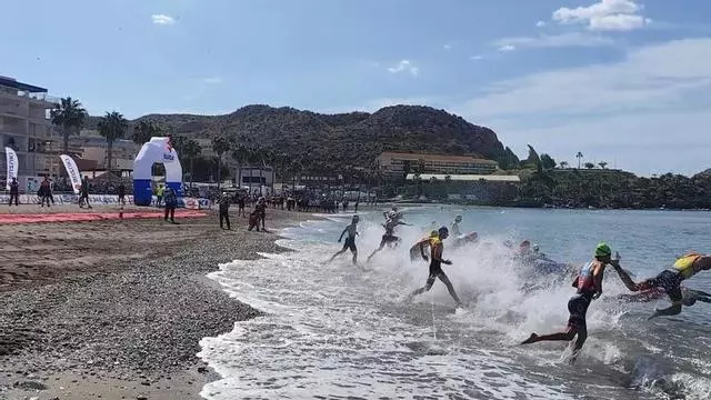 Espectacular Triatlón de Águilas