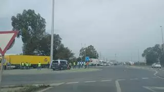 El paro de transportistas arranca con una manifestación por el centro de Madrid