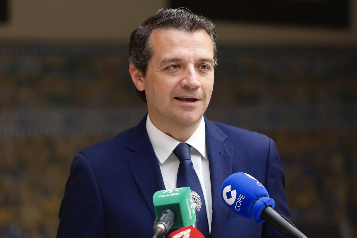 El alcalde José María Bellido, en la presentación del cartel de la Feria Taurina.
