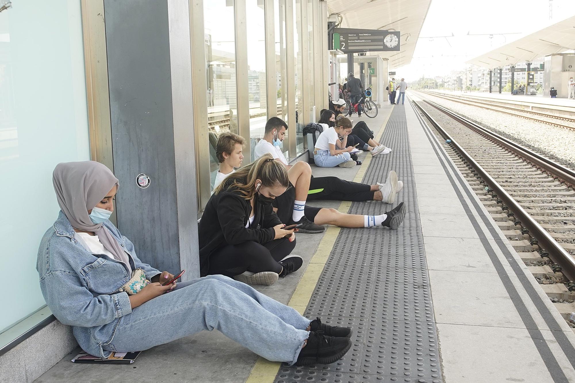 La vaga de Renfe porta el caos ferroviari a Girona